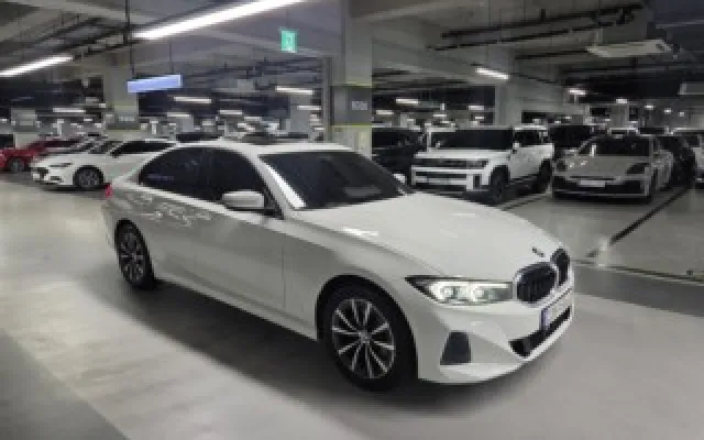 인천경차중고차 3시리즈 (G20) 320i 매물 사진 8 - 2022/12 16,327km
