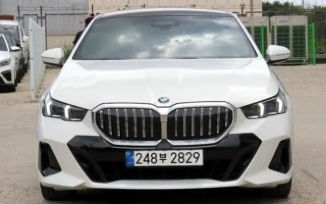 인천경차중고차 5시리즈 (G60) 520i 매물 사진 19 - 2024/02 30,934km